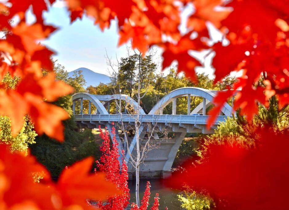 Bear Mountain Suite 10 Grants Pass Eksteriør bilde